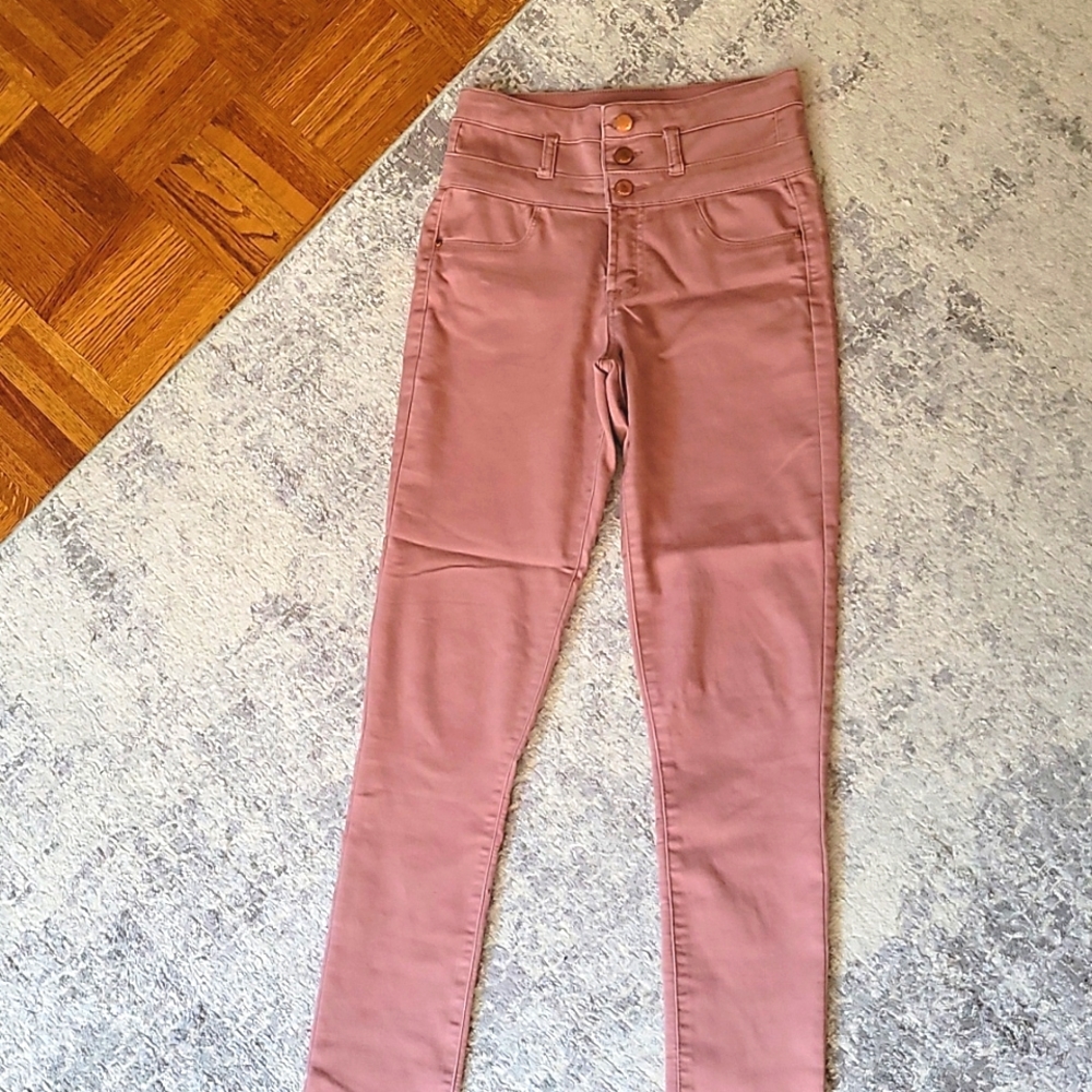 High wasted 3 button jeans